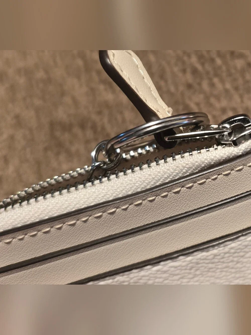 NEW Coach White/Silver/Chalk  Pebbled Leather Mini Skinny ID Case